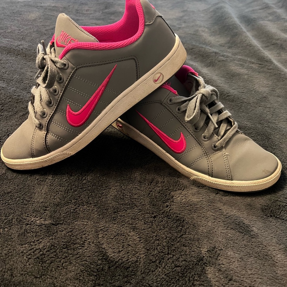 Nike Court Vision Low